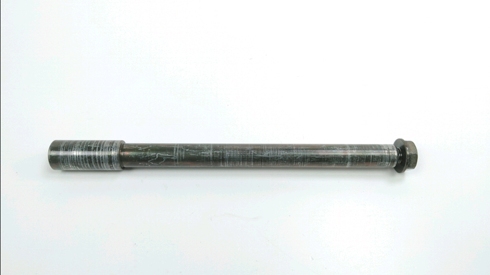 Axe de roue avant