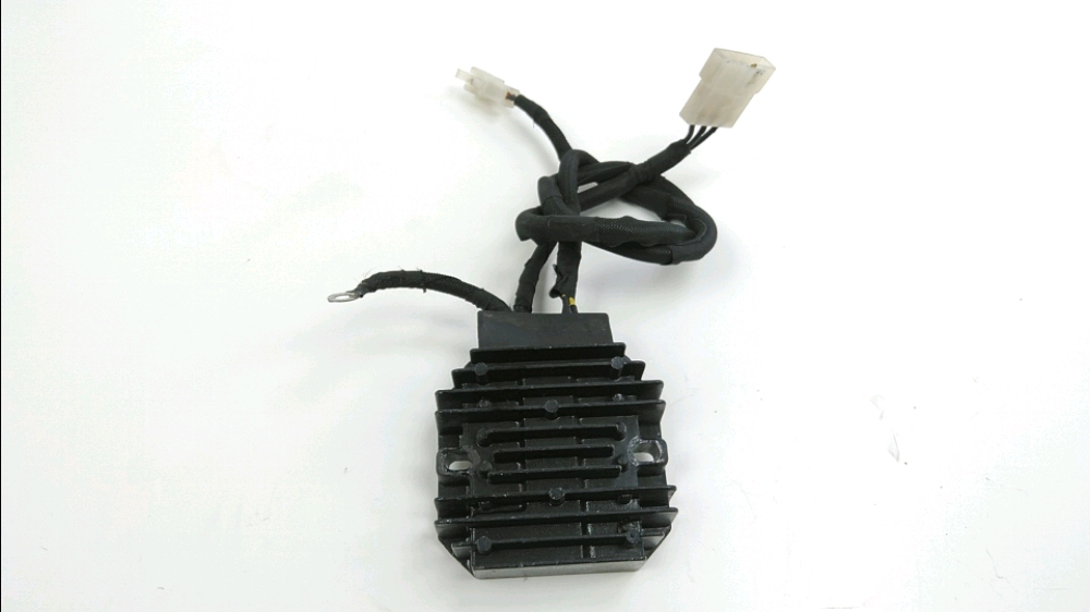 REGULATEUR DE TENSION