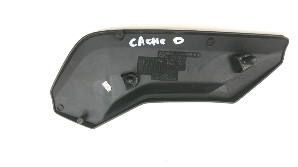 CACHE LATERAL DROIT