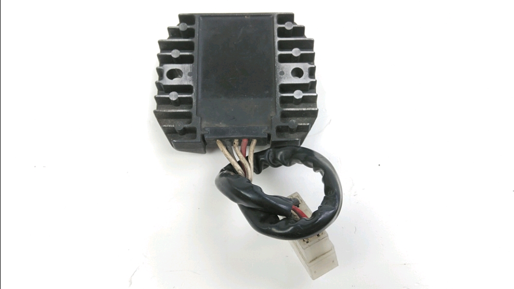 REGULATEUR DE TENSION