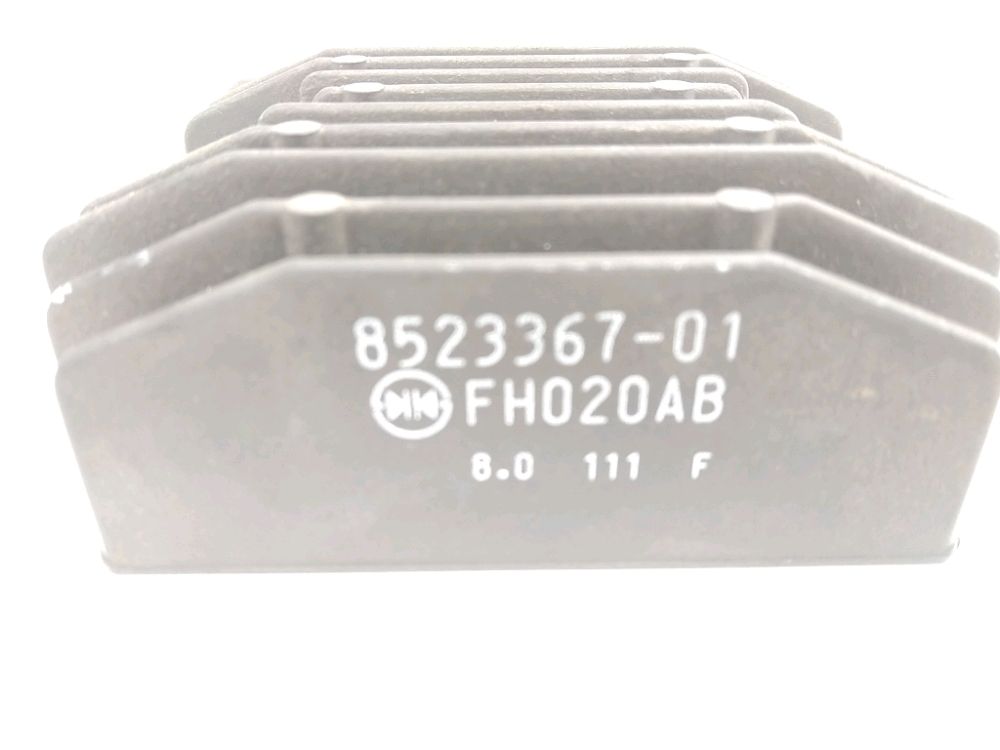 REGULATEUR DE TENSION