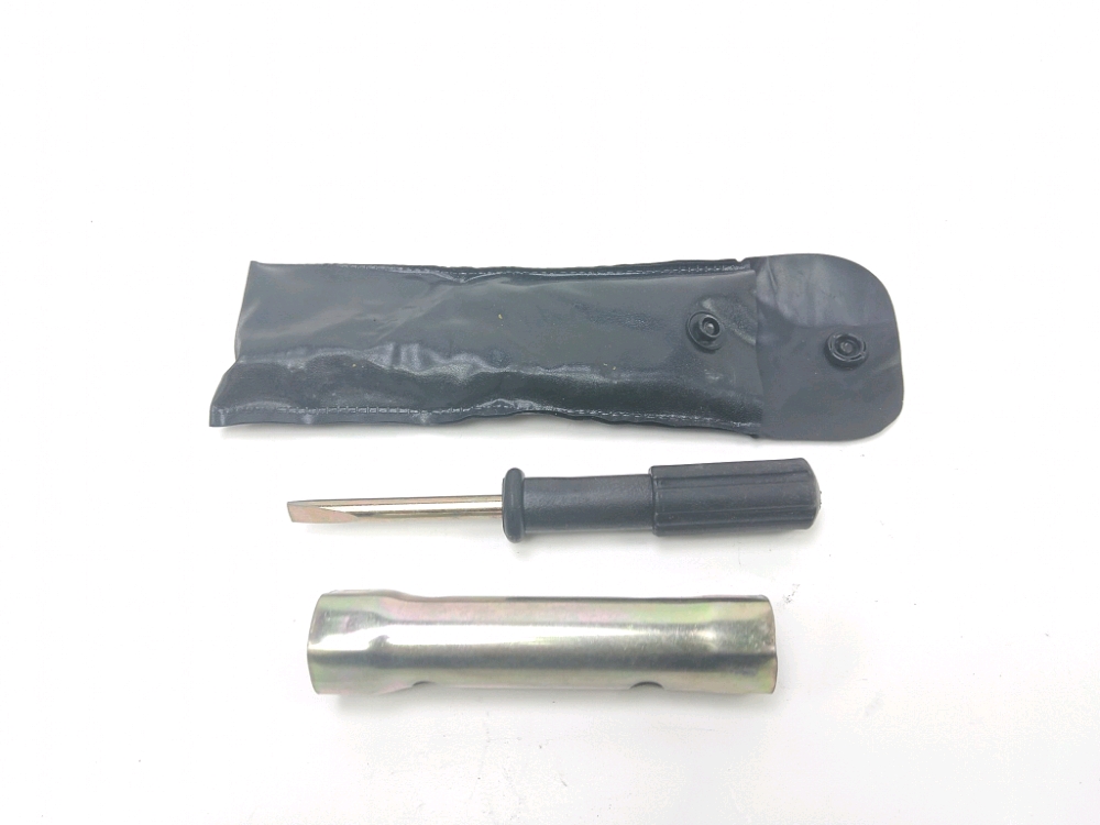 TROUSSE OUTIL