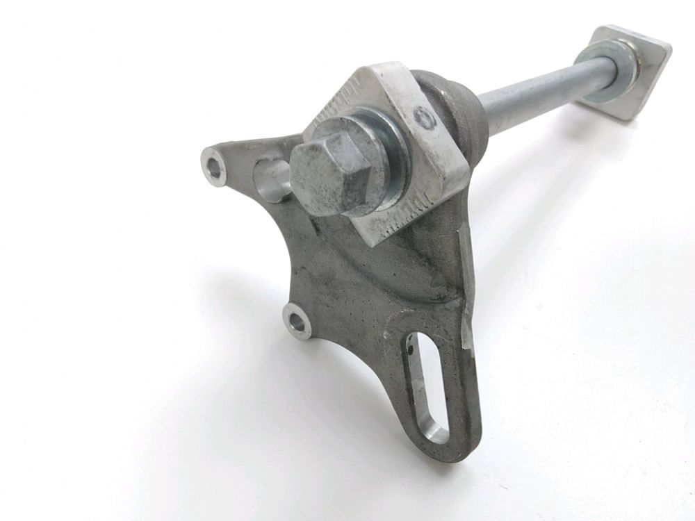 AXE DE ROUE ARRIERE