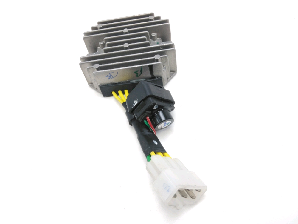 REGULATEUR DE TENSION