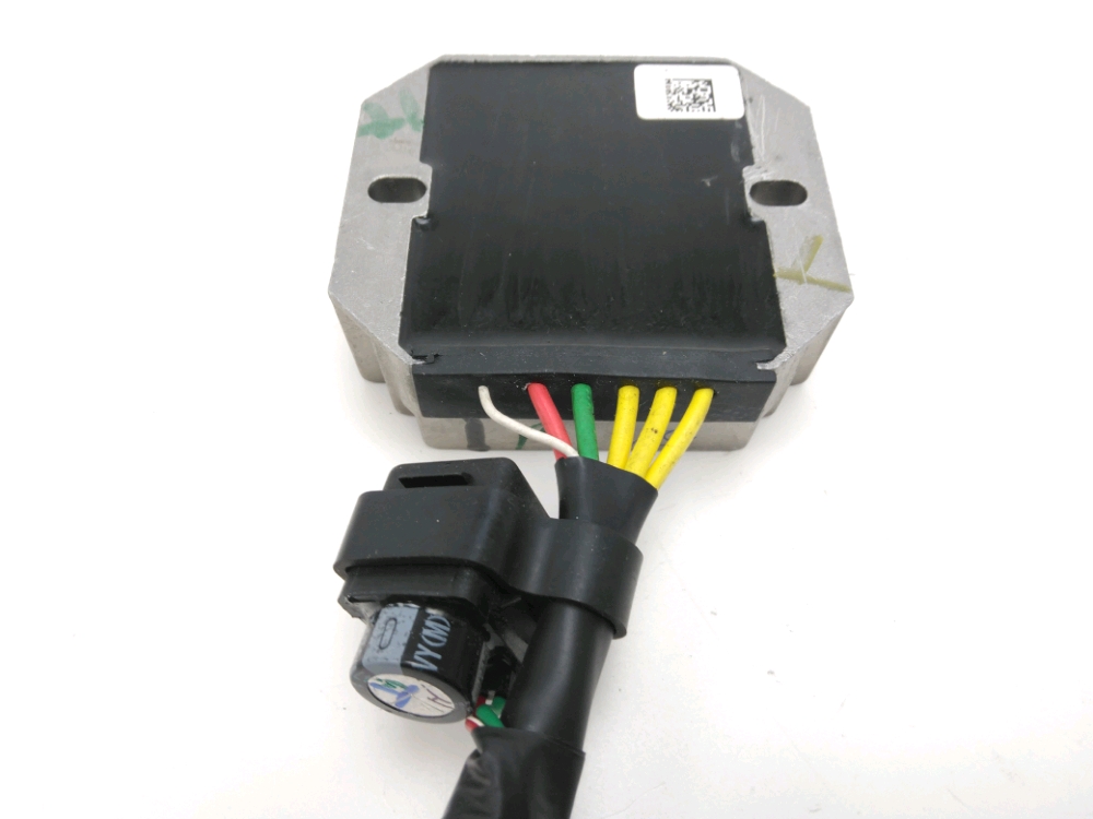 REGULATEUR DE TENSION