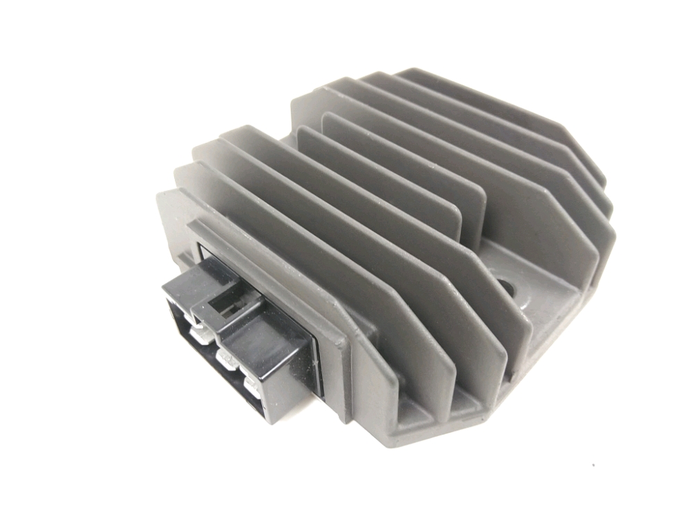 REGULATEUR DE TENSION