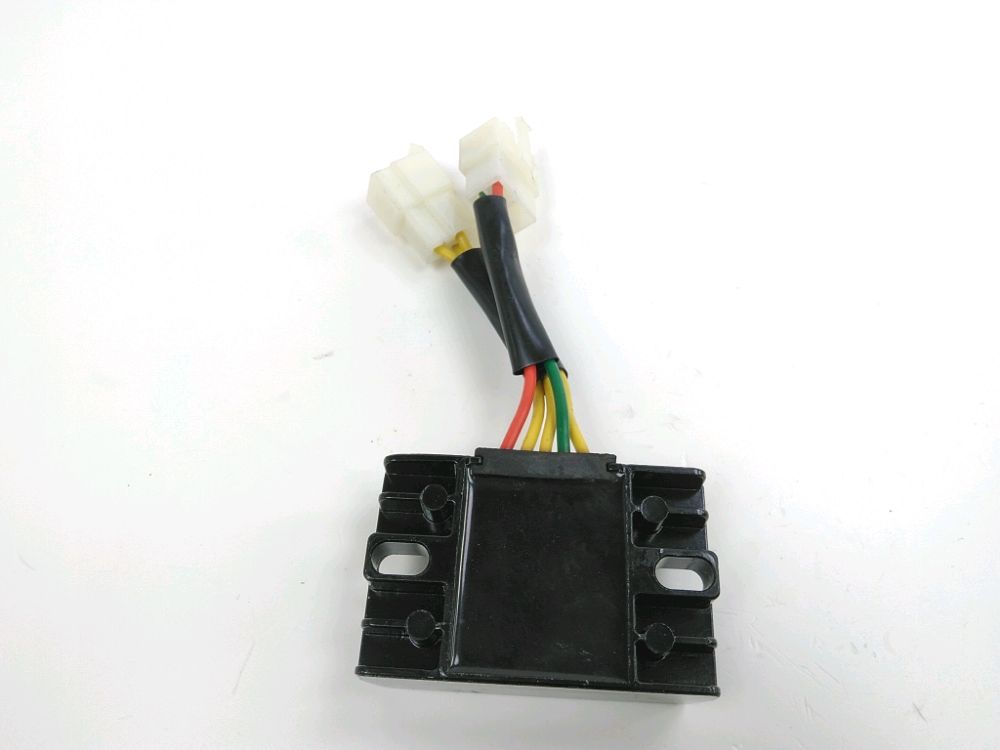 REGULATEUR DE TENSION