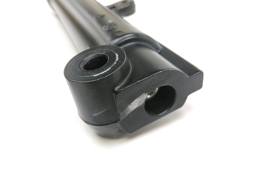 TUBE DE FOURCHE GAUCHE