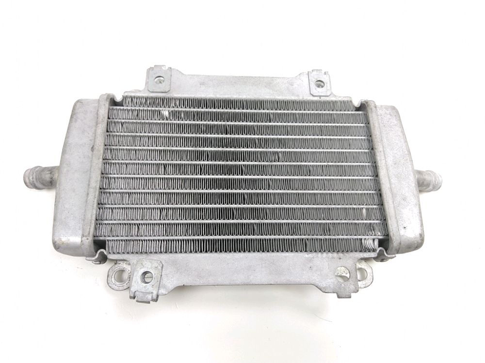 RADIATEUR EAU GAUCHE