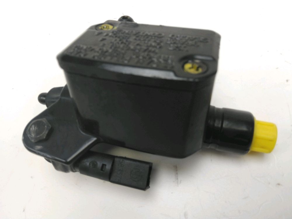 Maitre cylindre frein av complet