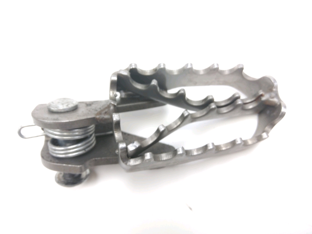 Repose pieds avant droit