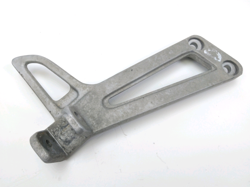 Platine arriere droite complete