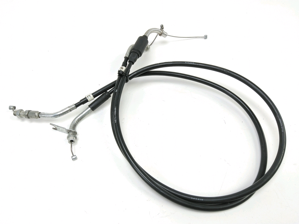 Cable d'accelerateur