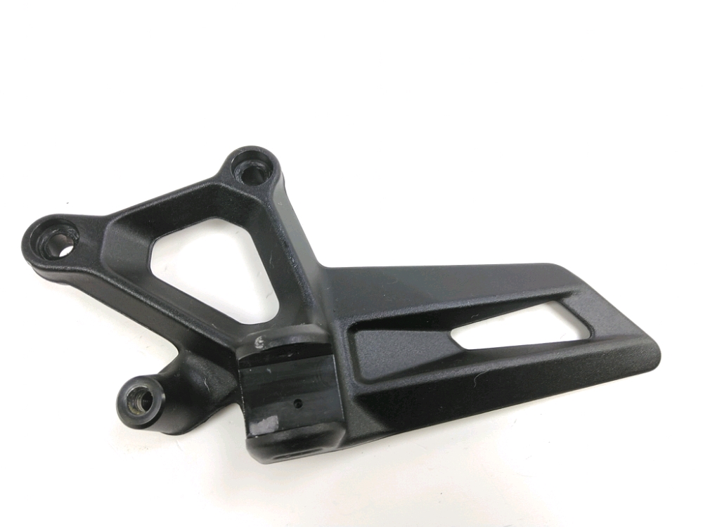 Platine avant gauche