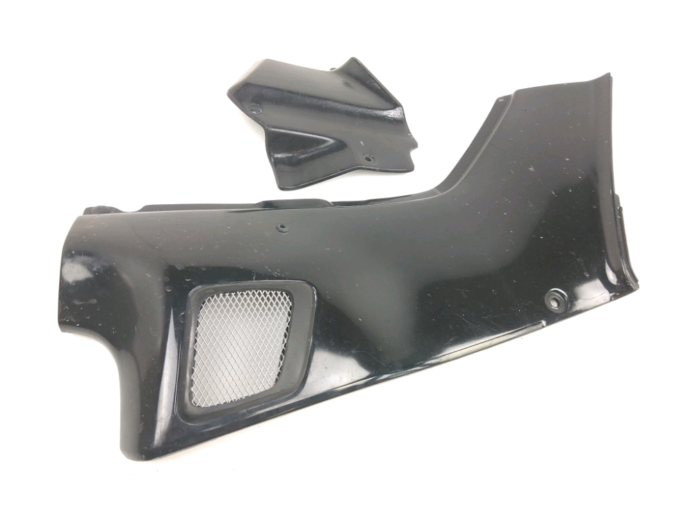 FLANC CARENAGE DROIT