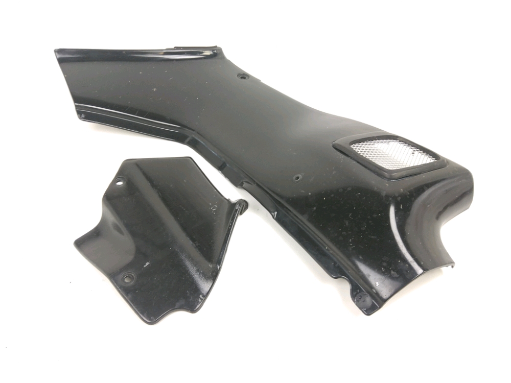 FLANC CARENAGE DROIT