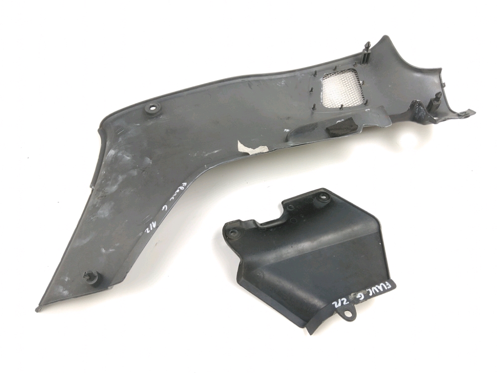 FLANC CARENAGE GAUCHE