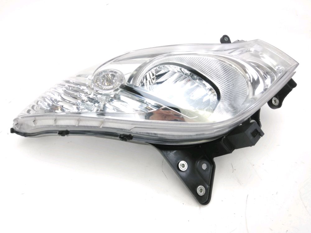 Optique avant gauche