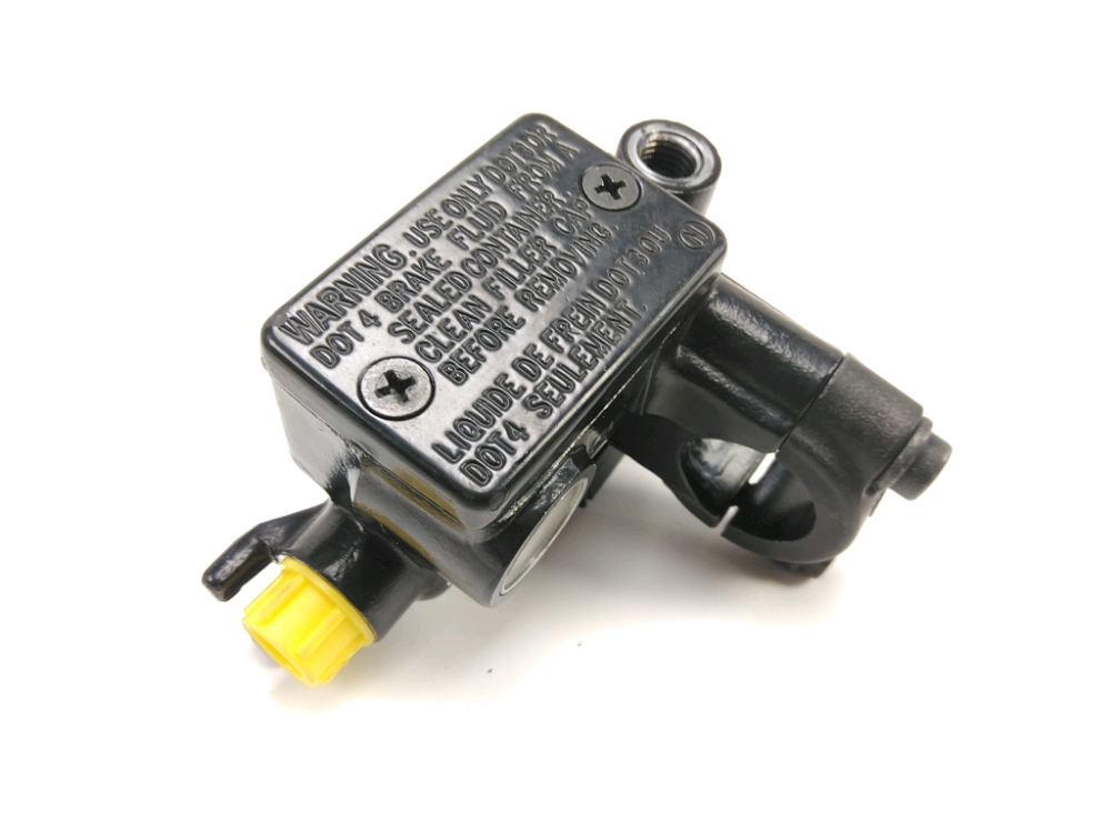 Maitre cylindre frein av complet