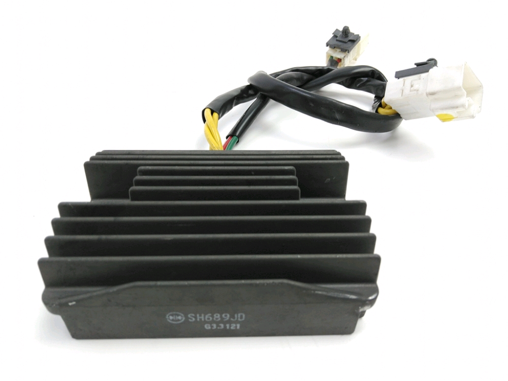 REGULATEUR DE TENSION
