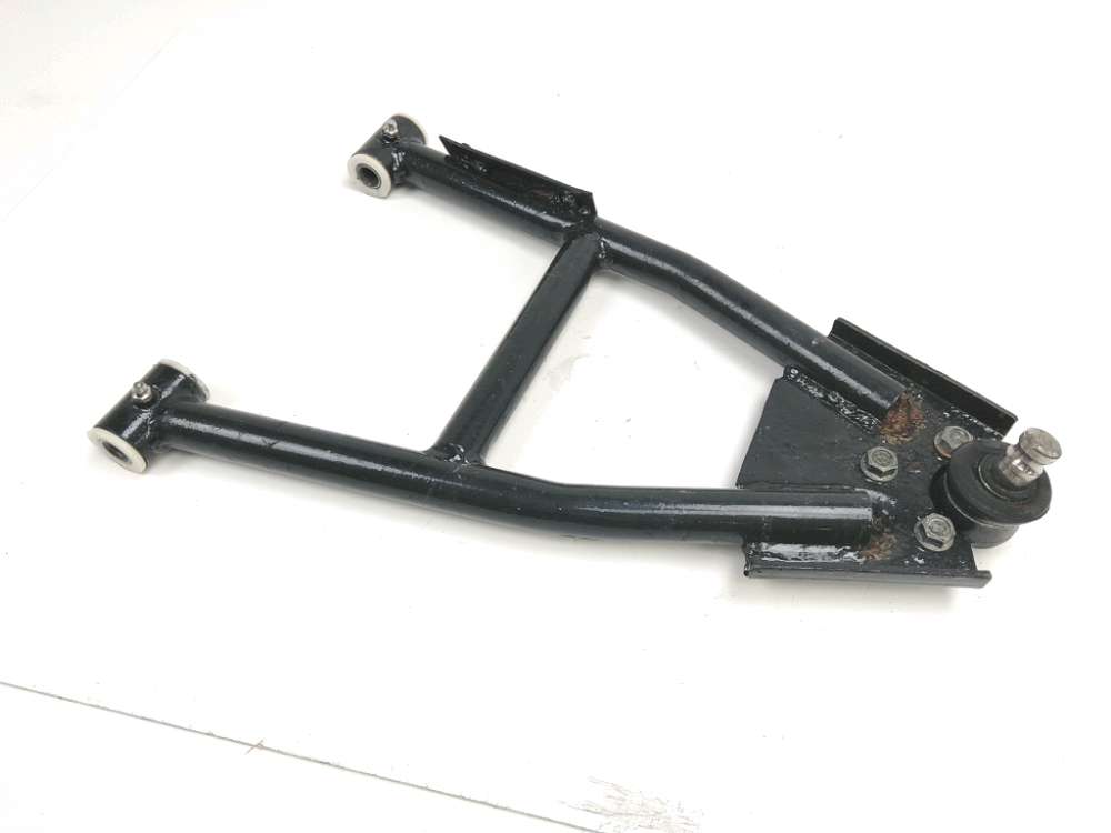 Triangle de suspension avant droit