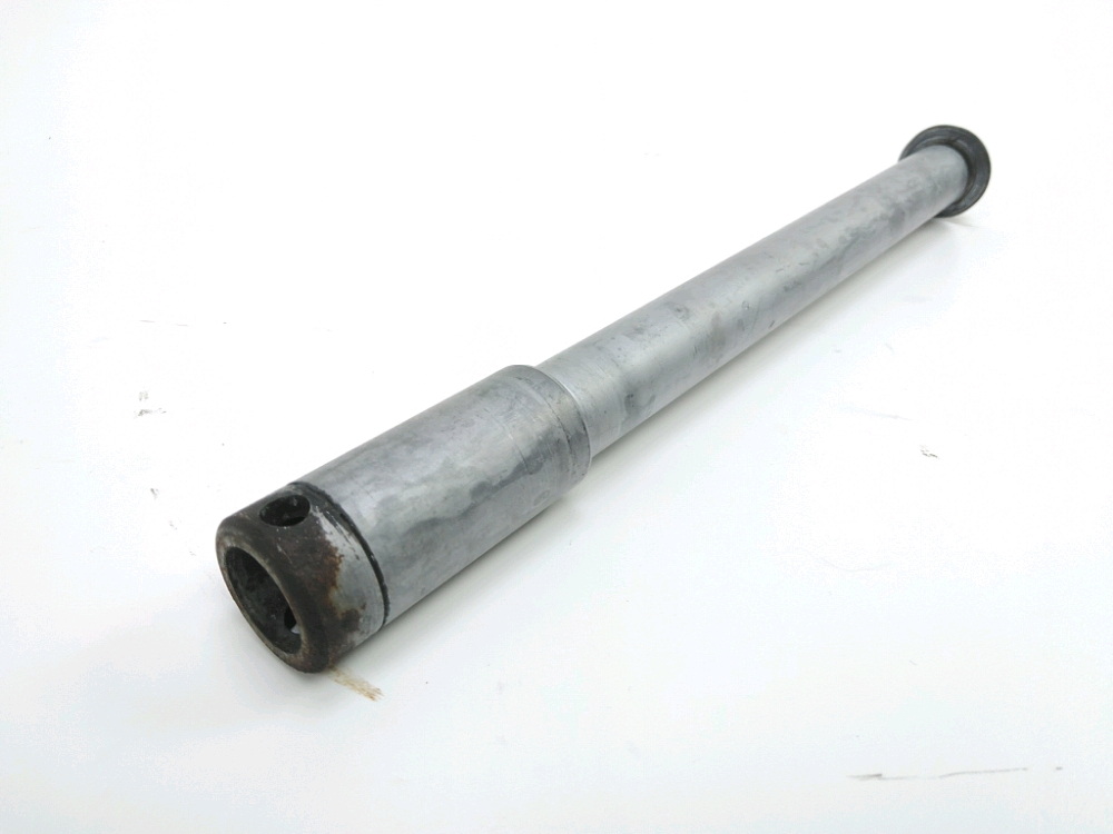 AXE DE ROUE AVANT