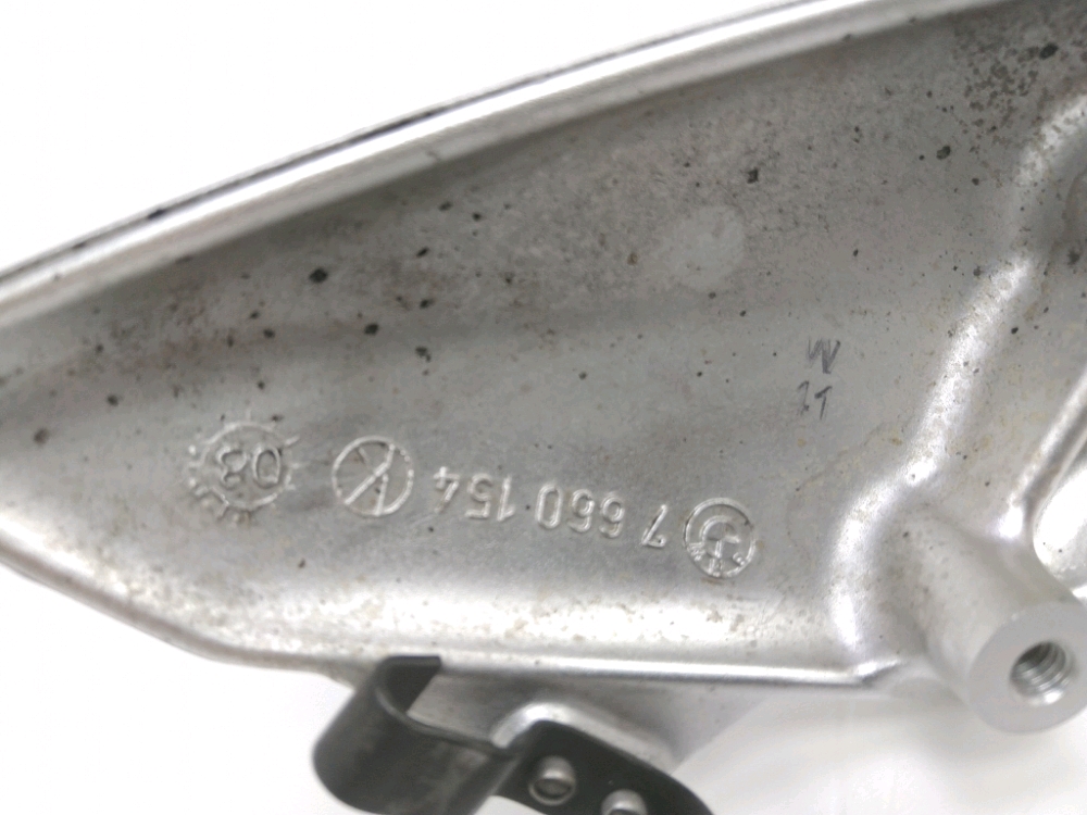 PLATINE AVANT DROITE COMPLETE