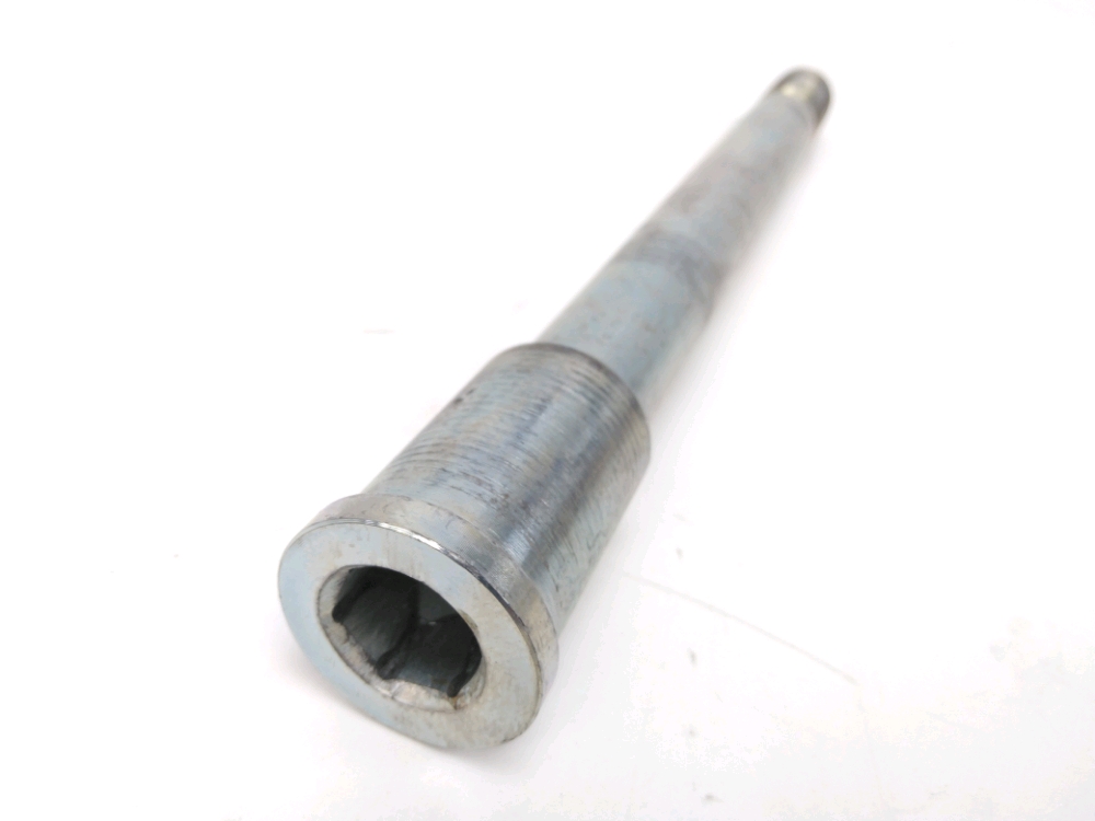 AXE DE ROUE AVANT