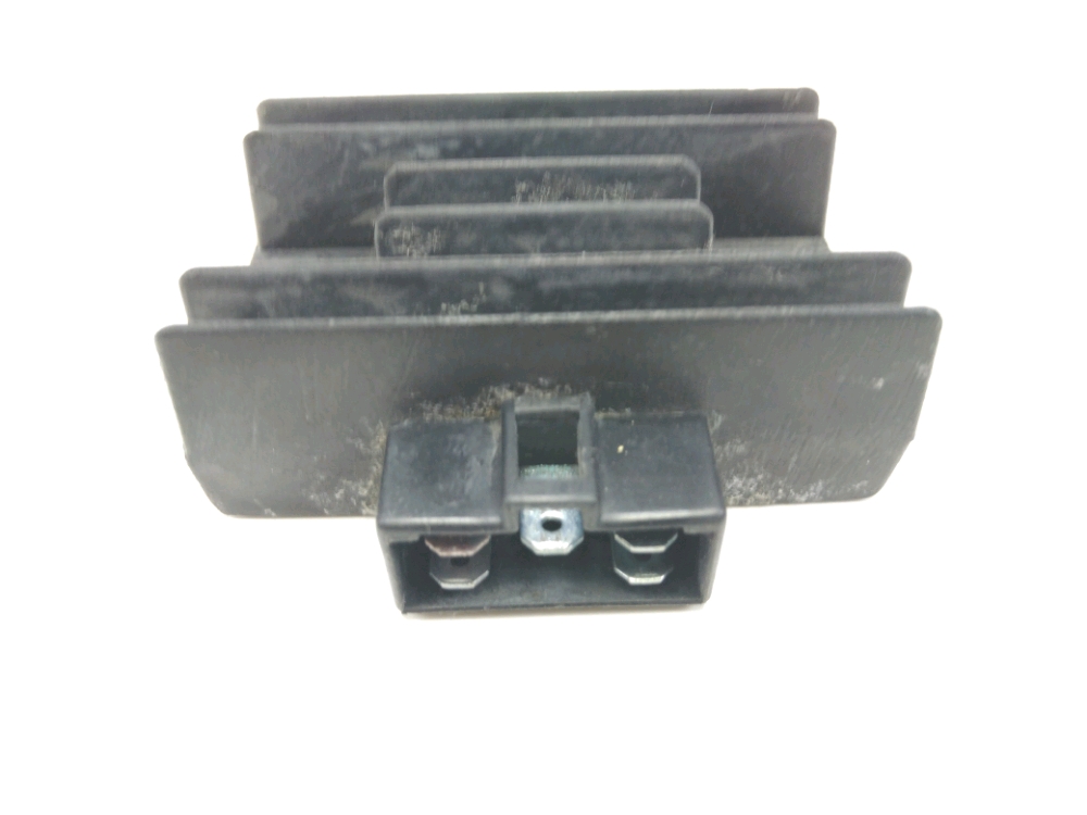 Regulateur de tension
