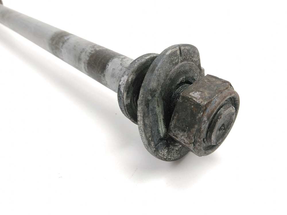 AXE DE ROUE ARRIERE