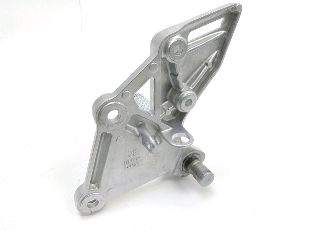 PLATINE AVANT DROITE COMPLETE