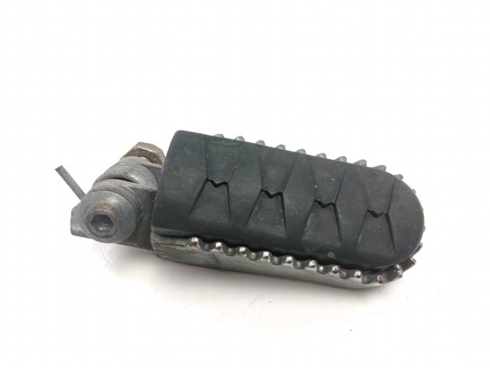 Repose pieds avant gauche