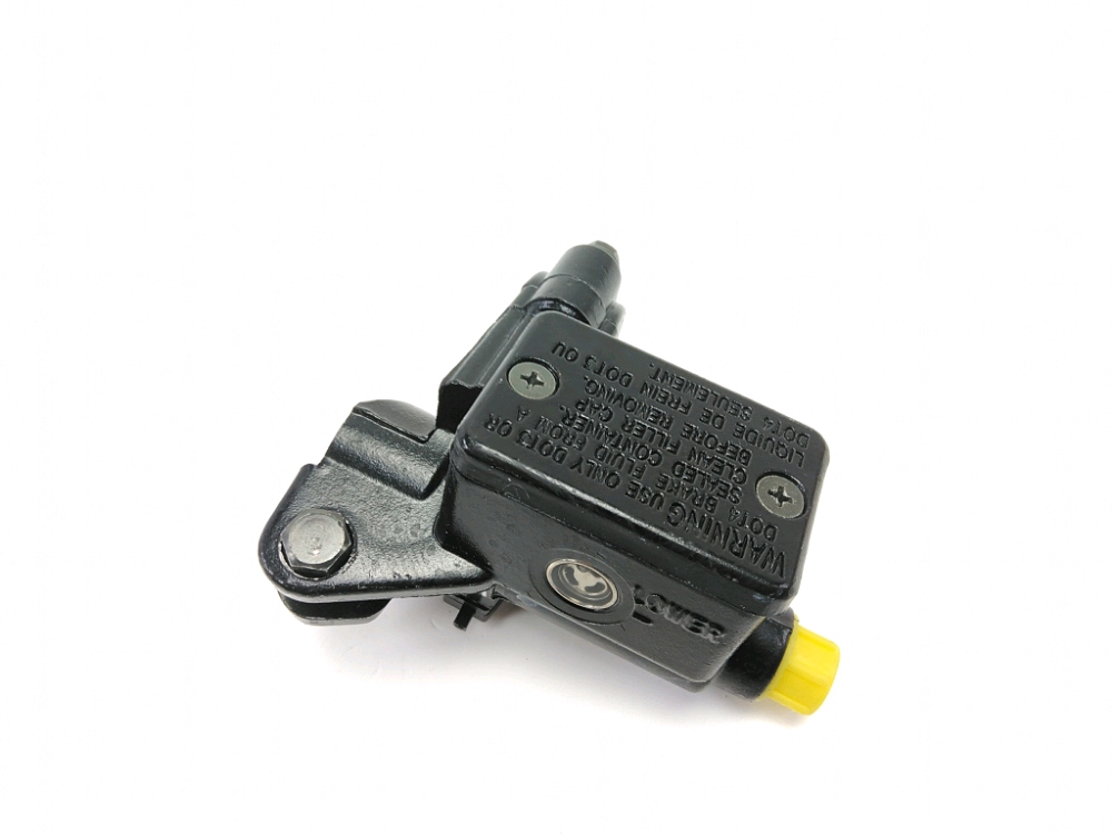 Maitre cylindre frein av complet