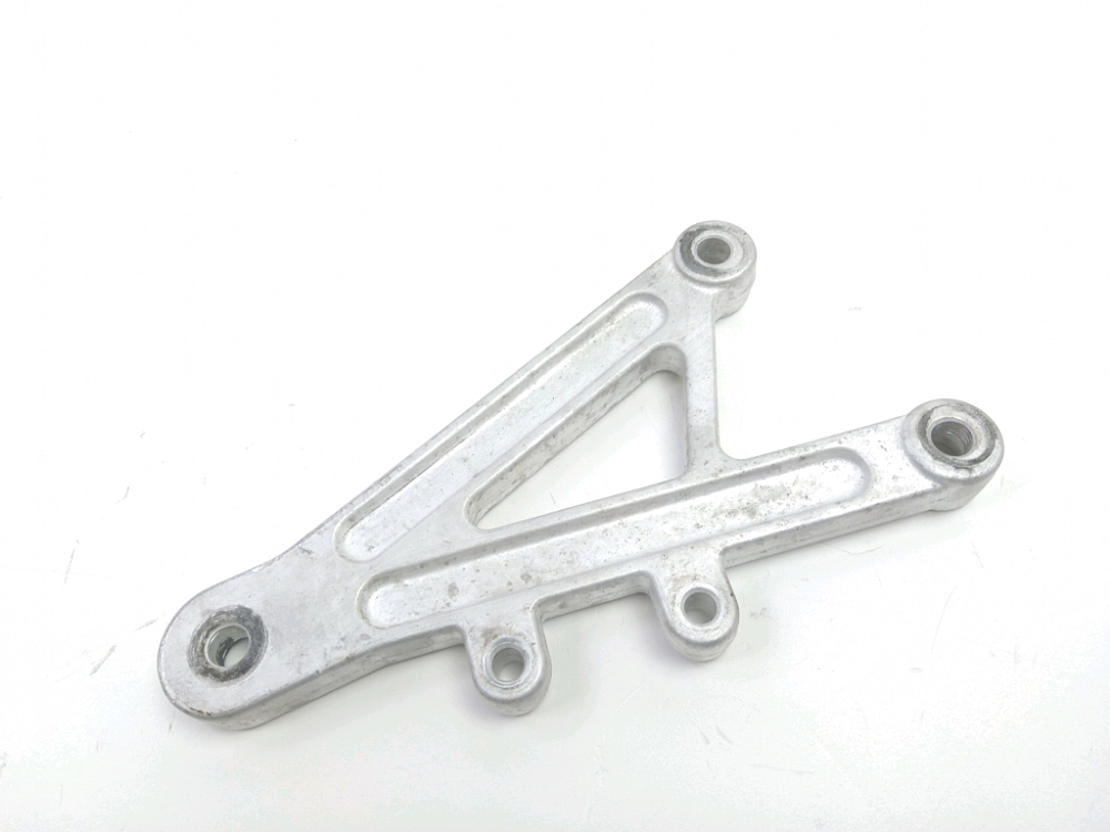 Platine avant droite