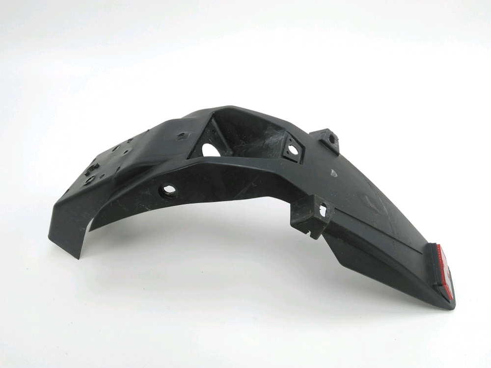 SUPPORT DE PLAQUE ET ECLAIRAGE