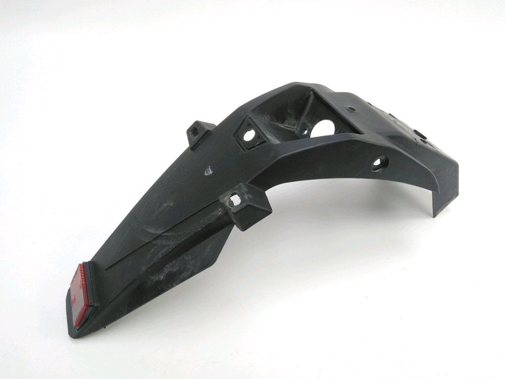 SUPPORT DE PLAQUE ET ECLAIRAGE