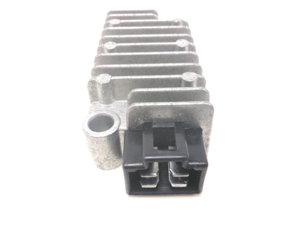 REGULATEUR DE TENSION
