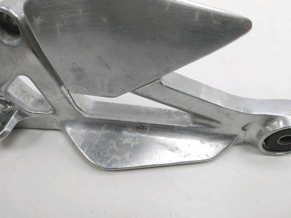 PLATINE AVANT GAUCHE