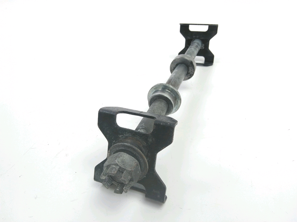 AXE DE ROUE ARRIERE
