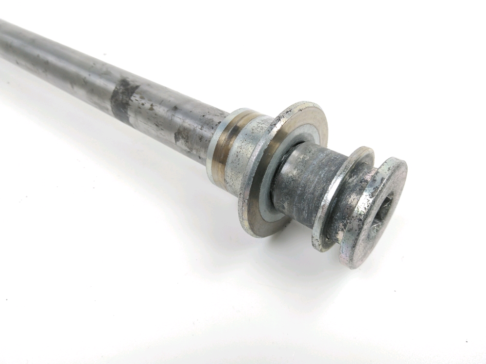 AXE DE ROUE ARRIERE