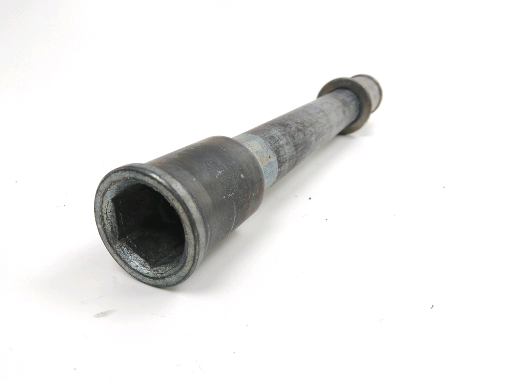 AXE DE ROUE AVANT