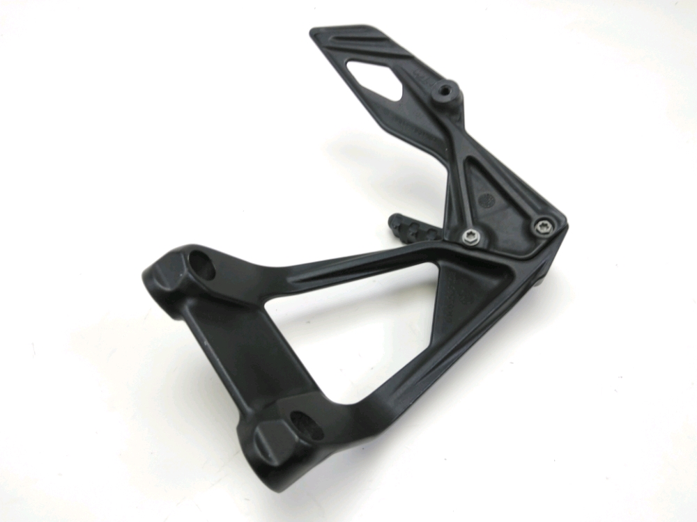 PLATINE ARRIERE DROITE COMPLETE