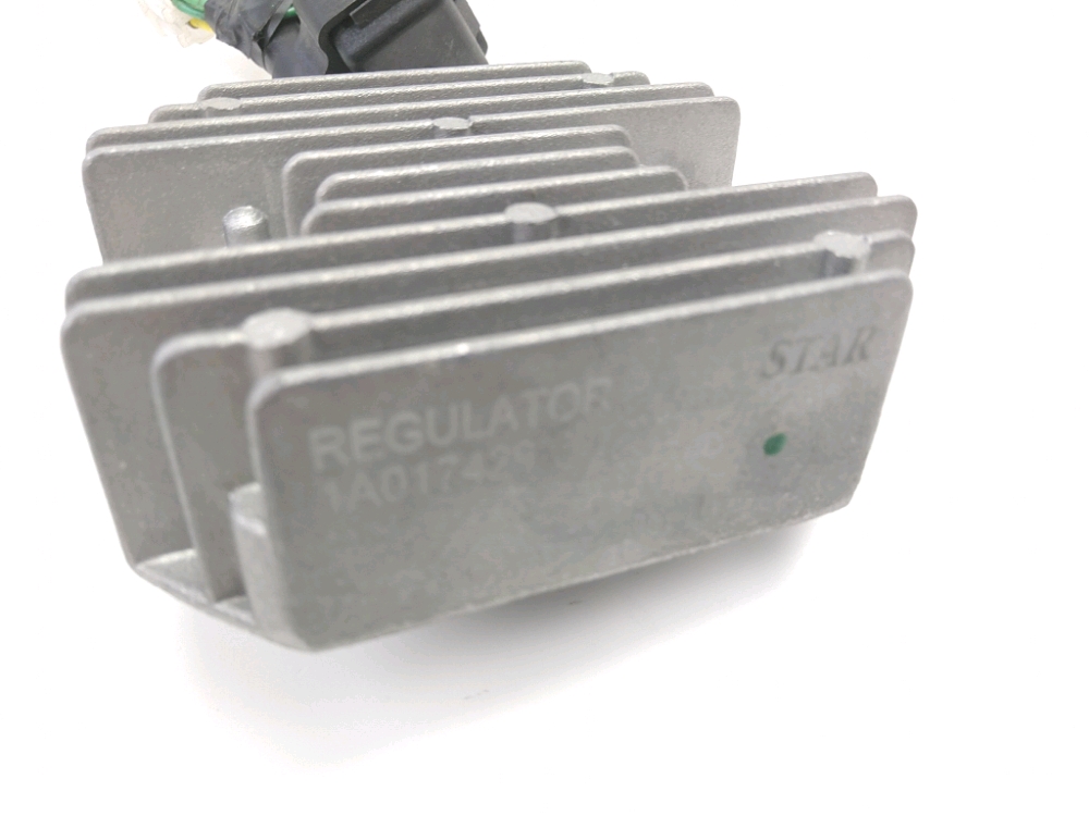 REGULATEUR DE TENSION