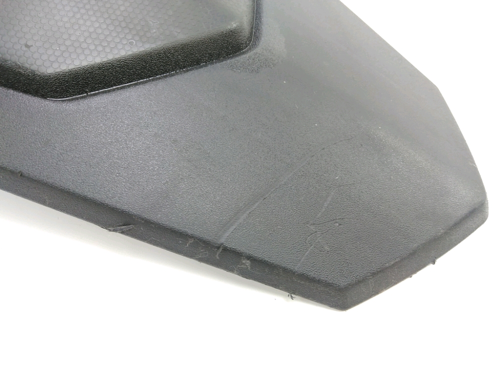 SUPPORT DE PLAQUE ET ECLAIRAGE