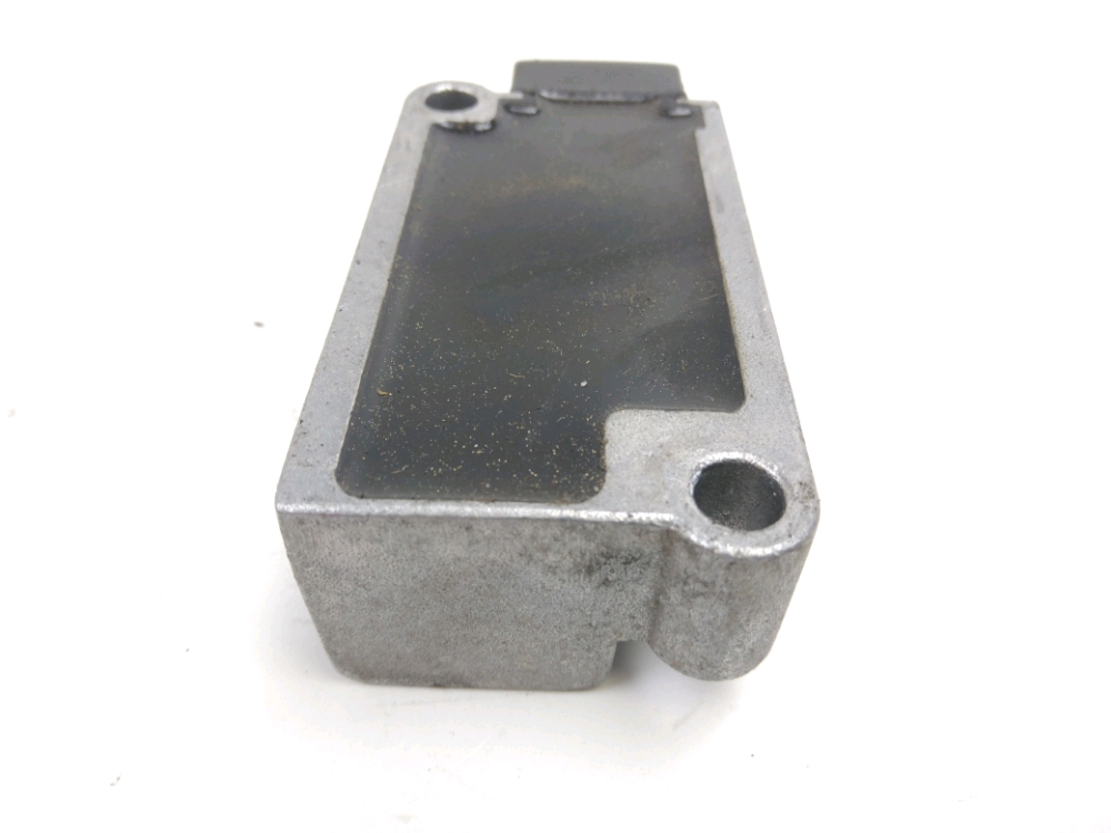 REGULATEUR DE TENSION