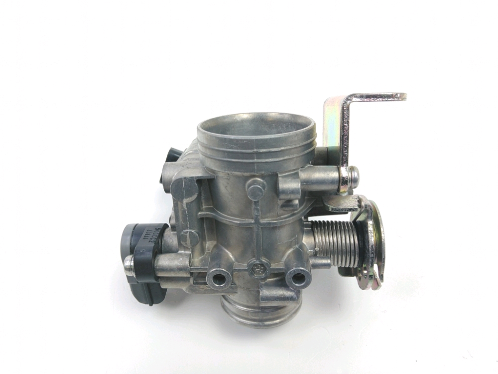 Corps d'injection droit