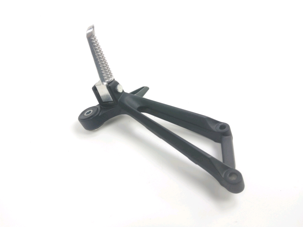 Platine arriere droite complete