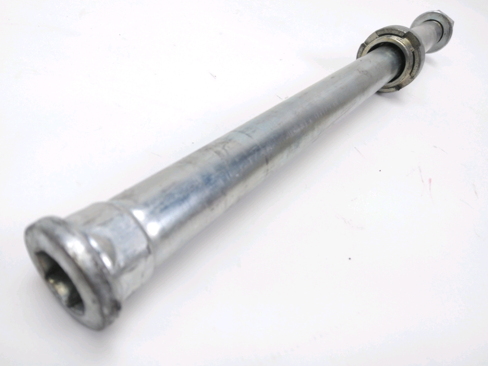 Axe de bras oscillant
