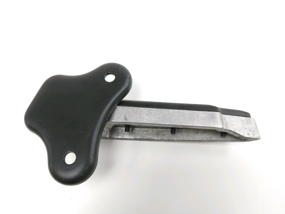 PLATINE ET REPOSE PIEDS ARRIERE DROIT