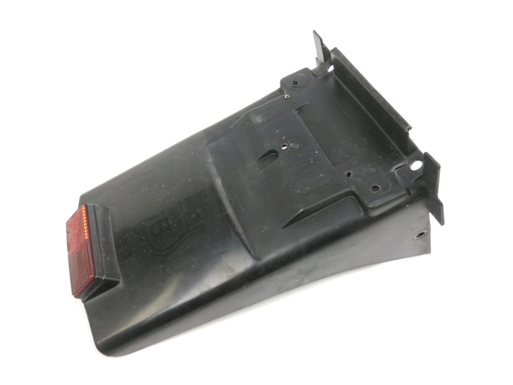 SUPPORT DE PLAQUE ET ECLAIRAGE